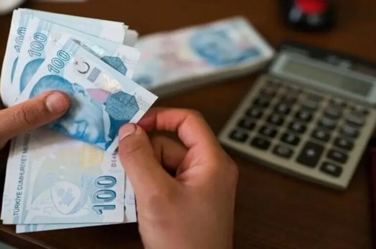 Zamlı maaşlar ve maaş farkları ne zaman hesaplara yatacak? Takvim netleşti