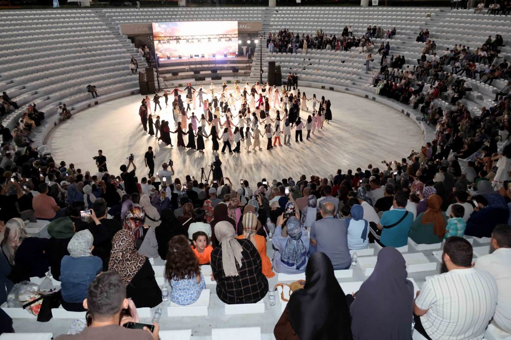 GENÇLİK MECLİSİ YAZ OKULU COŞKULU KAPANIŞ PROGRAMIYLA SONA ERDİ (7).JPG