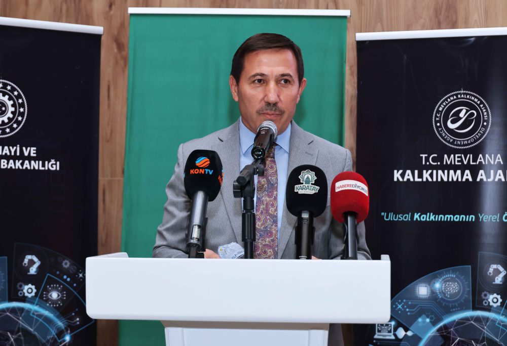 İLMEK İLMEK ANADOLUDAKİLERLE KENEVİRDEN HADİM BEZİNE PROJESİ KARATAY’DA TANITILDI (5).JPG