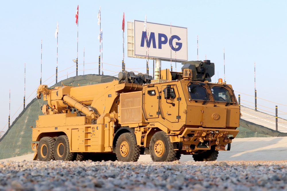 3- 8x8 Zırhlı Kurtarıcı Araç.jpg