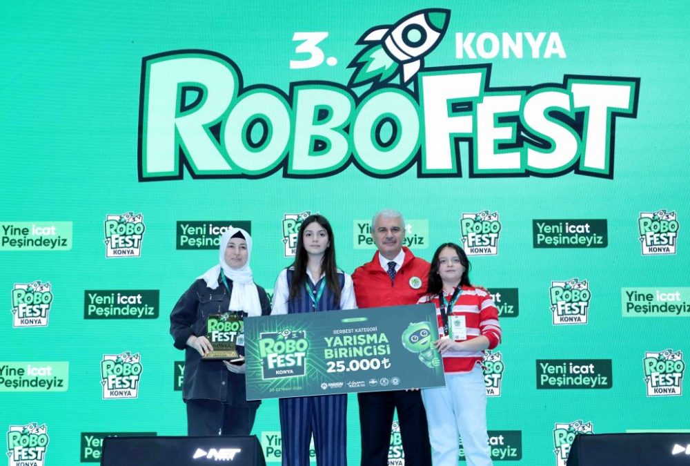 ROBOFEST KAPANIŞ (12).JPG