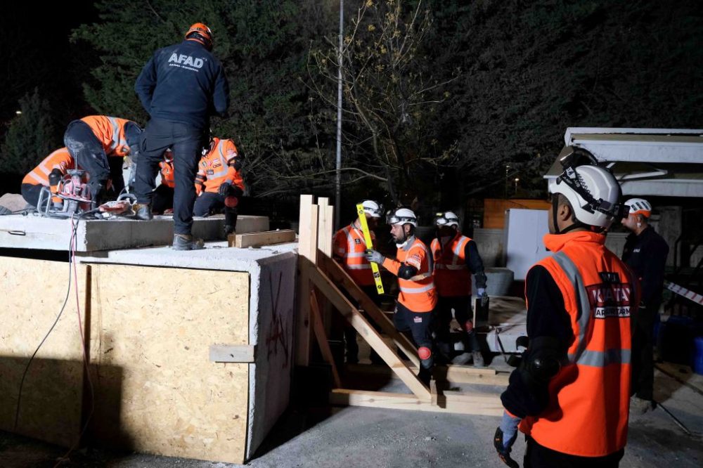 KARATAY ARAMA KURTARMA EKİBİ AKREDİTASYON SERTİFİKASINI ALDI (8).JPG