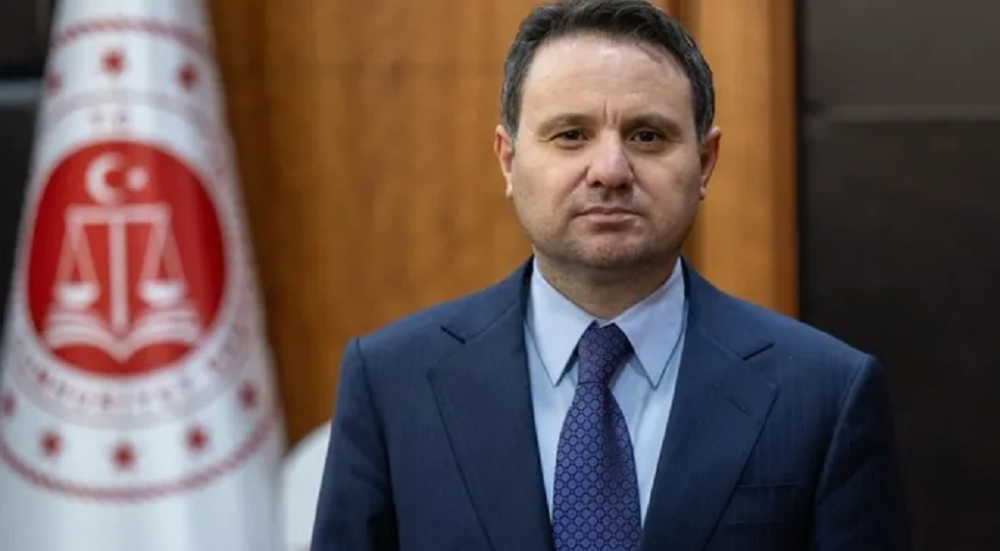 akın.png