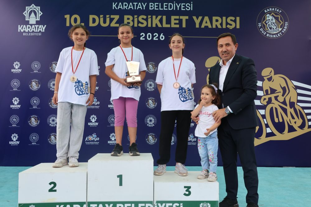 10. DÜZ BİSİKLET YARIŞI BÜYÜK HEYECANA SAHNE OLDU (11).JPG