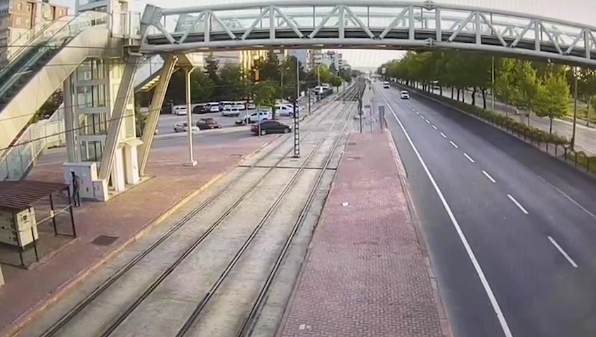 tramvay yolu araç