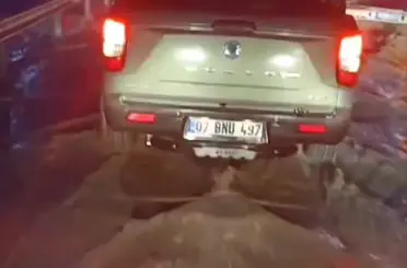 Konya'da meydana gelen şiddetli yağışlar beraberinde sel felaketini getirdi.